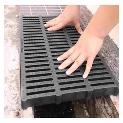 Heavy-Duty Adjustable Drain Cover Grate, Plastic Screen for Outdoor Garden and Backyard Drainage, 50 x 35 x 4 cm