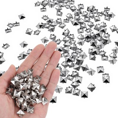 Yuanan 200 Pcs Square Metal Studs 10mm