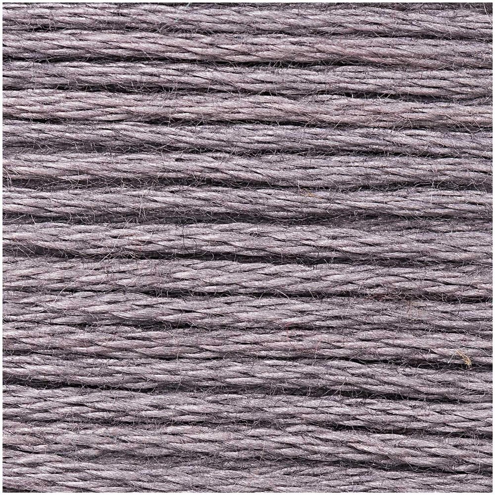 Premium Embroidery Thread 8m
