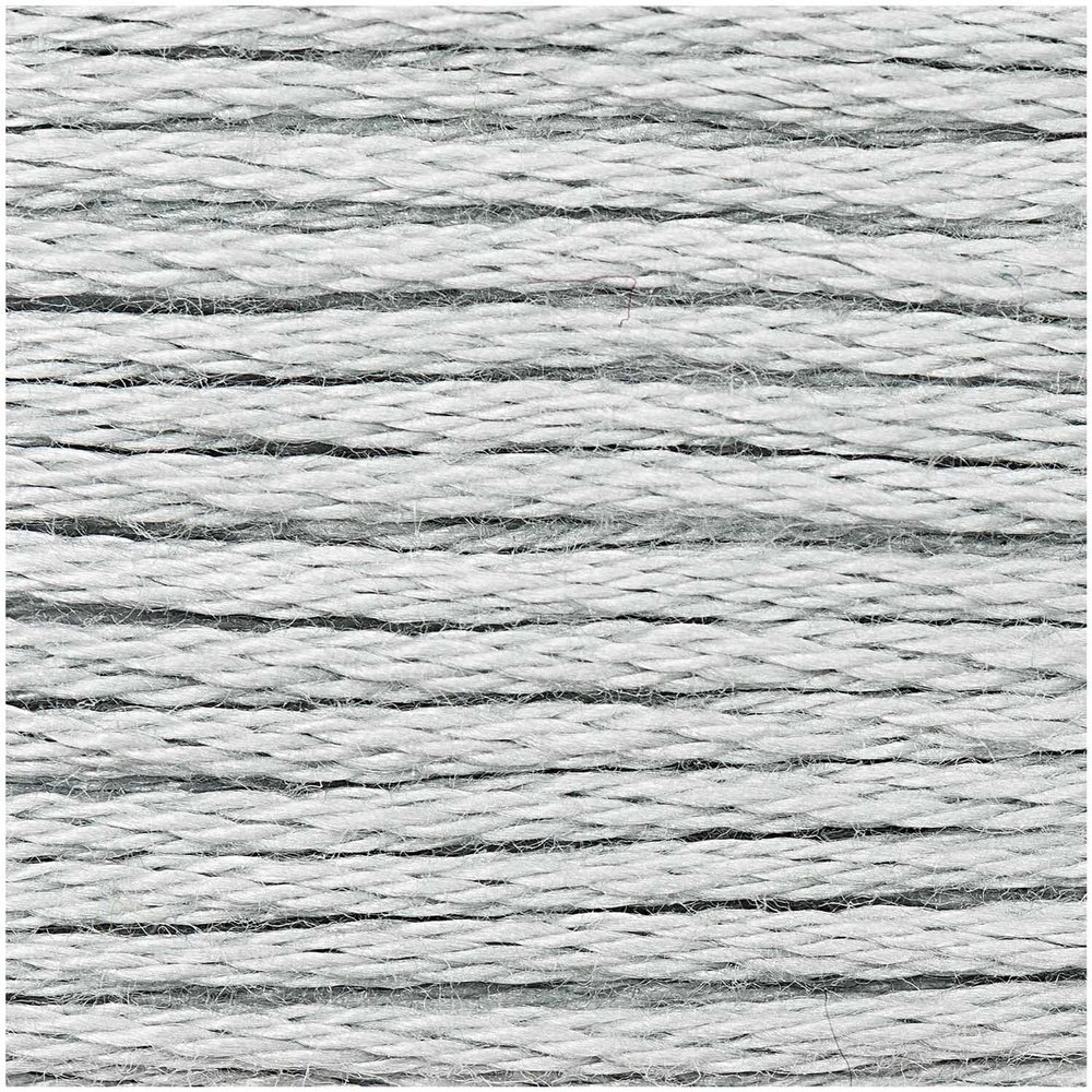 Premium Embroidery Thread 8m