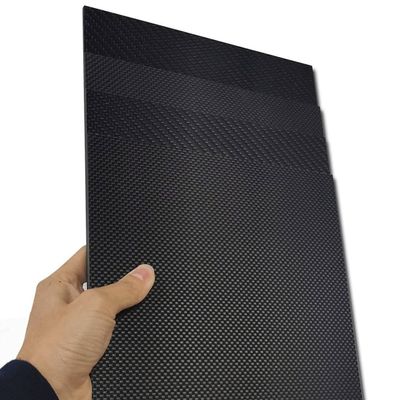 400 × 500 mm Full 3K Carbon Fiber Sheet for RC Models, Kites, and DIY Projects (2.0 mm Twill Glossy)
